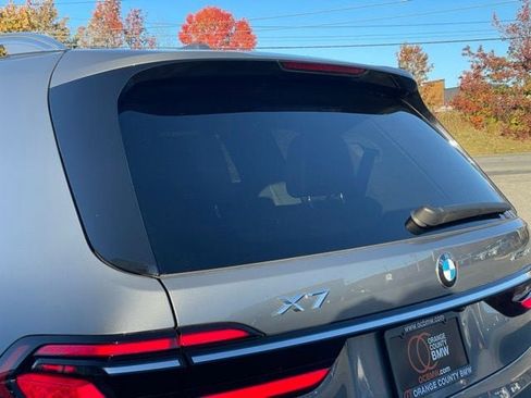 Used 2023 BMW X7 xDrive40i w/ Executive Package image 39