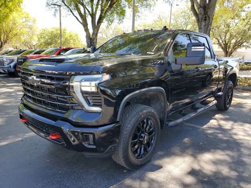 Used 2025 Chevrolet Silverado 2500 LTZ w/ Trail Boss Package AWD/4WD image 2