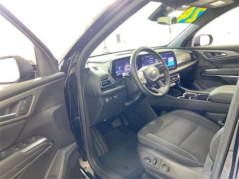 Certified 2024 Chevrolet Traverse LT w/ LPO, Floor Liner Package image 27