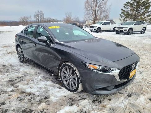 Used 2023 MAZDA MAZDA3 s image 4