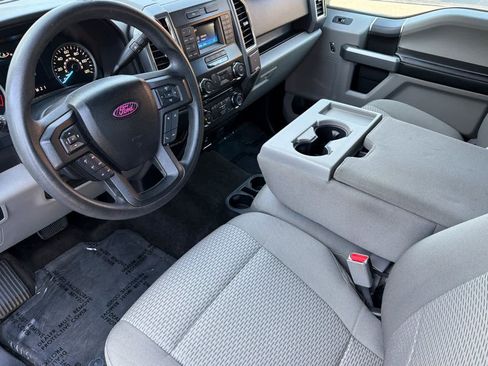 Used 2015 Ford F150 XLT image 13