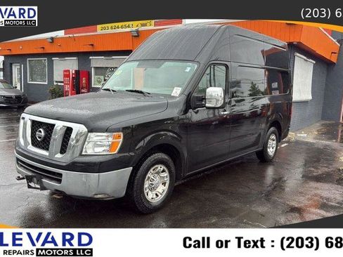Used 2014 Nissan NV 2500 SV w/ V8 Appearance Package RWD image 3