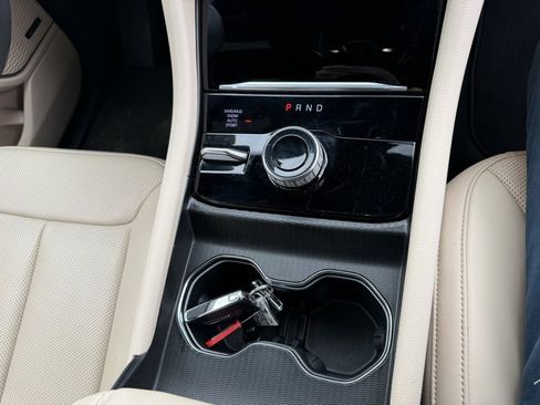 Used 2023 Jeep Grand Cherokee Limited w/ Luxury Tech Group II image 22