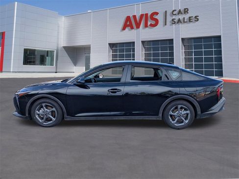 Used 2025 Kia K4 LXS image 11