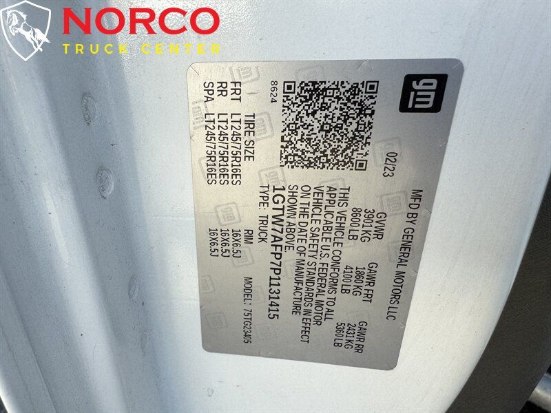 Used 2023 GMC Savana 2500 w/ Driver Convenience Package RWD image 27