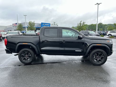 Used 2025 GMC Canyon Elevation AWD/4WD image 8