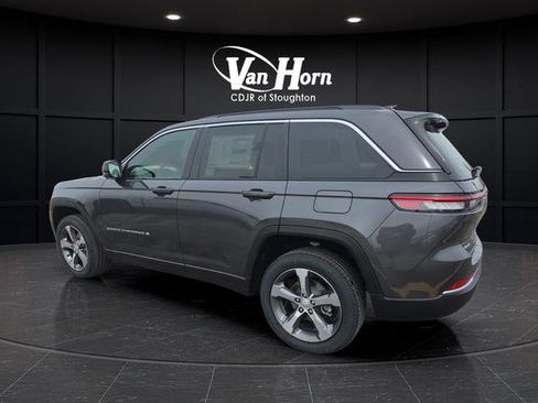 New 2026 Jeep Grand Cherokee Limited image 4