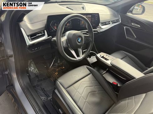 Used 2025 BMW X2 xDrive28i w/ Convenience Package image 32