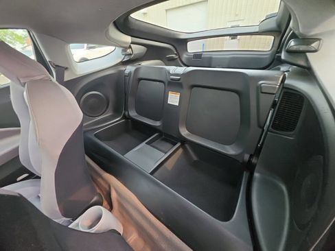 Used 2011 Honda CR-Z EX image 25