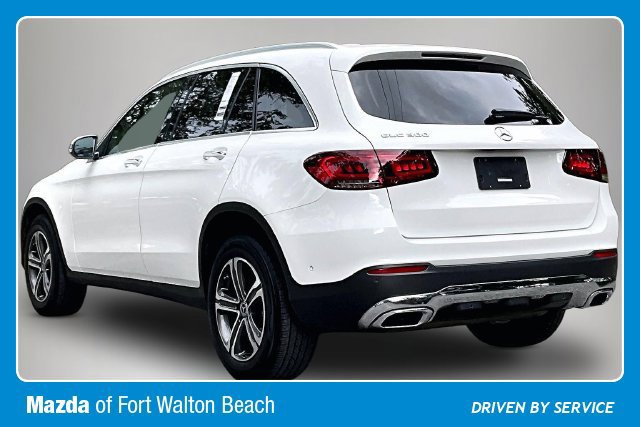 Used 2021 Mercedes-Benz GLC 300 image 4
