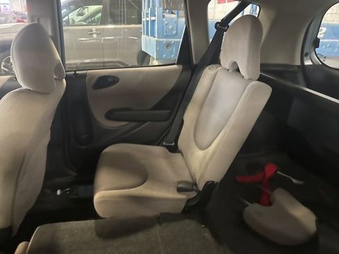 Used 2007 Honda Fit image 6