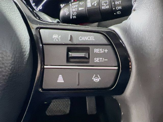 Used 2024 Honda HR-V EX-L image 18