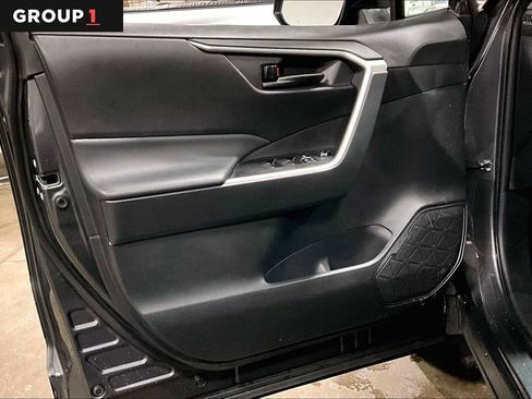 Certified 2025 Toyota RAV4 LE image 22