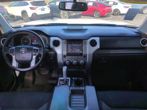 Used 2016 Toyota Tundra SR5 w/ SR5 Upgrade Package image 15