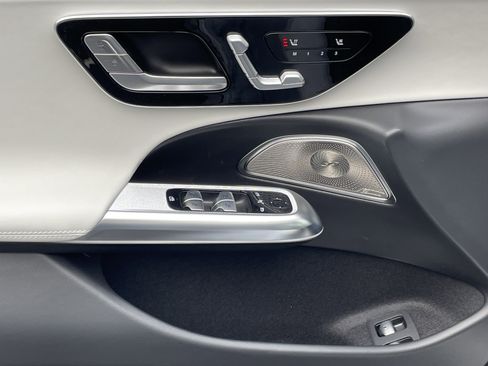 New 2026 Mercedes-Benz E 53 AMG e 4MATIC Sedan image 18