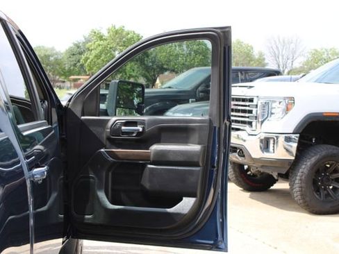 Used 2020 Chevrolet Silverado 2500 LT w/ All Star Edition AWD/4WD image 36
