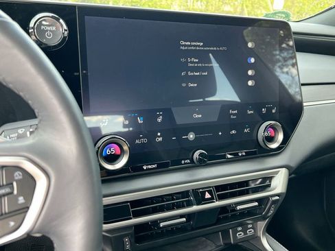 Certified 2024 Lexus RX 350h w/ Accessory Package (Z1) image 17