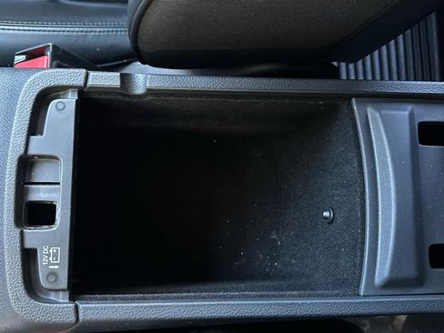 Used 2018 Jeep Grand Cherokee Overland image 32