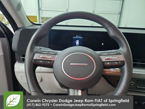 Used 2025 Hyundai Kona SEL AWD/4WD image 21