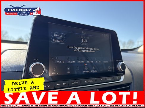 Used 2022 Nissan Altima 2.5 SV w/ SV Premium Package image 15