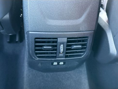 Used 2025 BMW M235i xDrive image 19