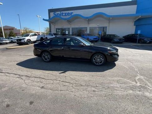 New 2026 Honda Accord EX-L image 10