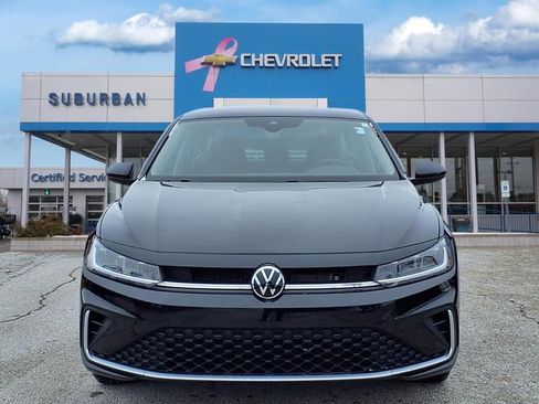Used 2025 Volkswagen Jetta S image 2
