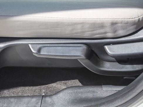Certified 2021 Honda HR-V LX image 22