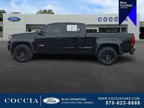 Used 2019 Chevrolet Colorado Z71 w/ Z71 Midnight Edition image 7