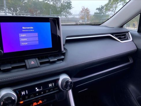 Certified 2025 Toyota RAV4 LE image 35