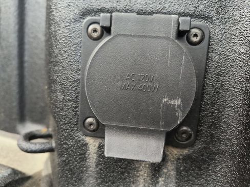 Used 2024 GMC Sierra 2500 AT4X AWD/4WD image 37