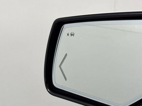 Used 2018 GMC Yukon XL SLT RWD image 16