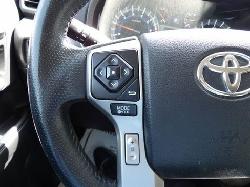 Used 2014 Toyota 4Runner SR5 Premium image 22