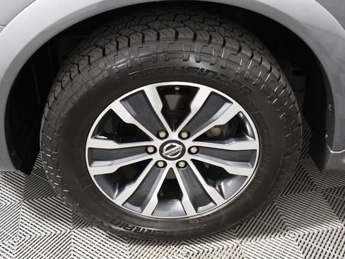 Used 2018 Nissan Armada SL w/ Premium Package AWD/4WD image 11