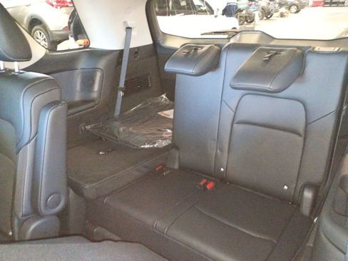 New 2026 Nissan Pathfinder SL w/ SL Premium Package image 18