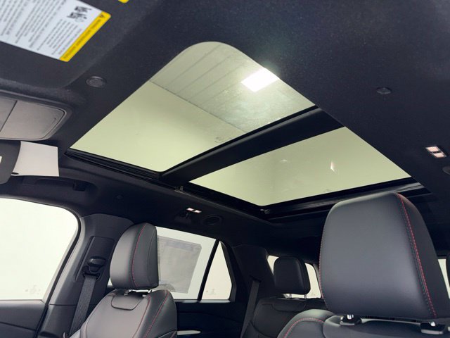 New 2027 Ford Explorer ST-Line w/ Premium Package AWD/4WD image 15