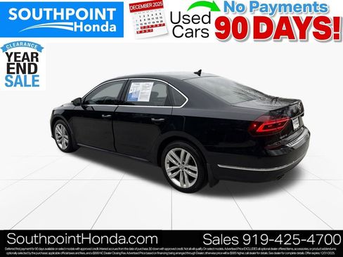 Used 2018 Volkswagen Passat 2.0T SE image 2