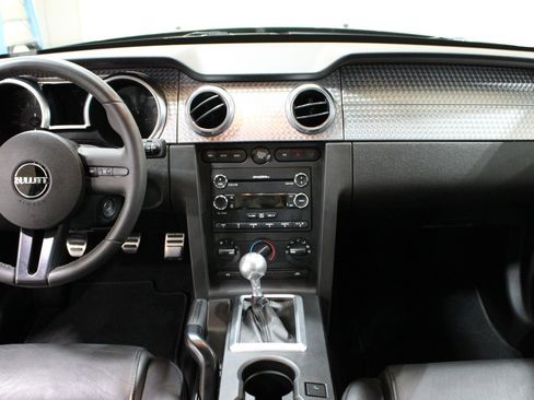 Used 2008 Ford Mustang GT RWD image 13