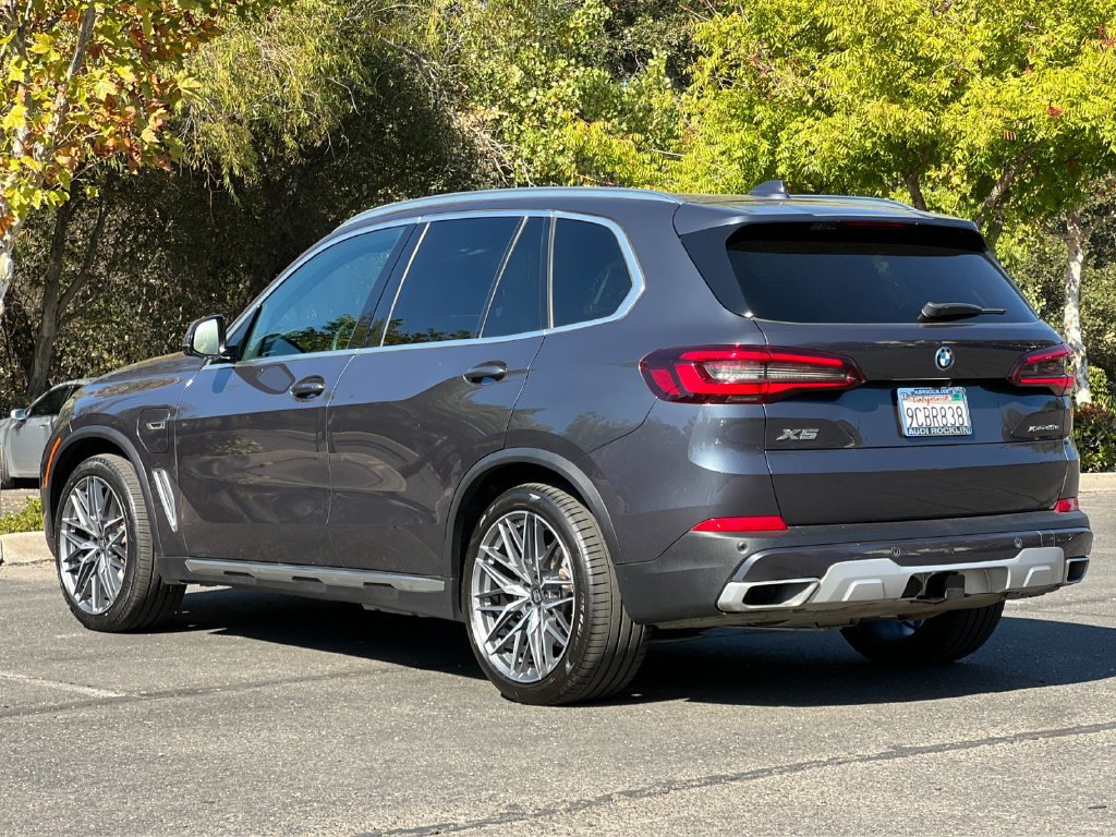 Used 2022 BMW X5 xDrive45e AWD/4WD image 7