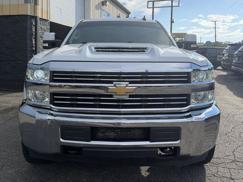 Used 2018 Chevrolet Silverado 2500 LT AWD/4WD image 8