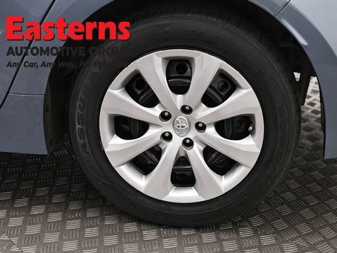 Used 2023 Toyota Corolla LE FWD image 33