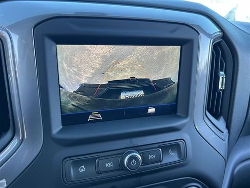 Certified 2022 Chevrolet Silverado 1500 Custom image 23