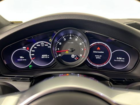 Certified 2023 Porsche Cayenne Coupe AWD/4WD image 21