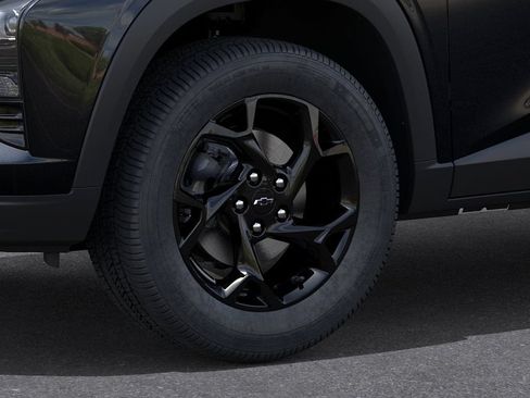 New 2026 Chevrolet Trax LT w/ Driver Confidence Package FWD image 9