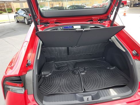 Used 2025 Toyota Prius Limited image 30