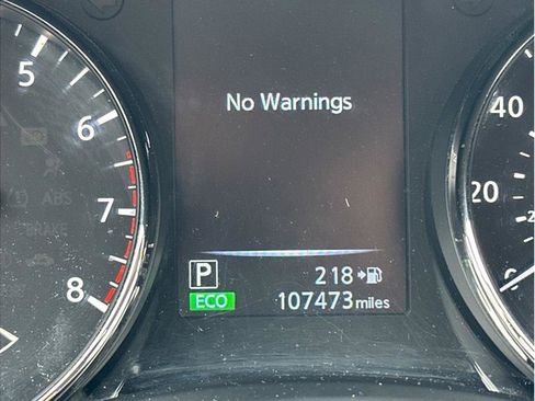 Used 2017 Nissan Rogue SV w/ SV Premium Package AWD/4WD image 18