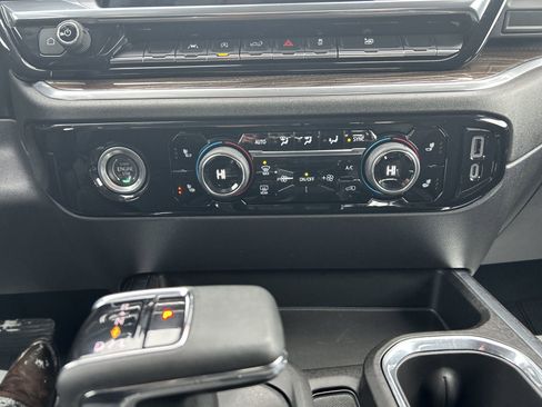 Used 2023 Chevrolet Silverado 1500 RST w/ Redline Edition image 19