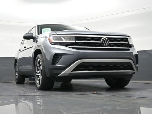 Used 2023 Volkswagen Atlas SEL image 30