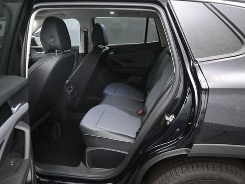 New 2026 Volkswagen Tiguan SE AWD/4WD image 11