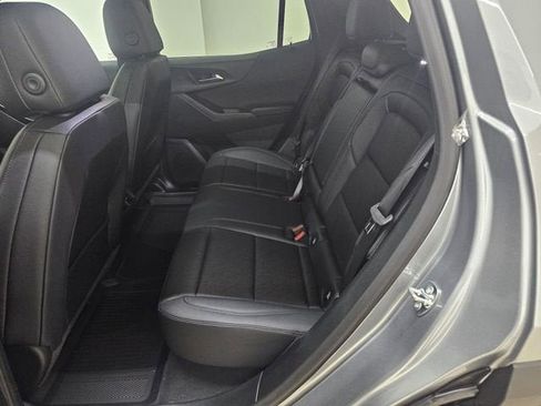 New 2026 Chevrolet Equinox LT w/ Convenience Package II FWD image 3